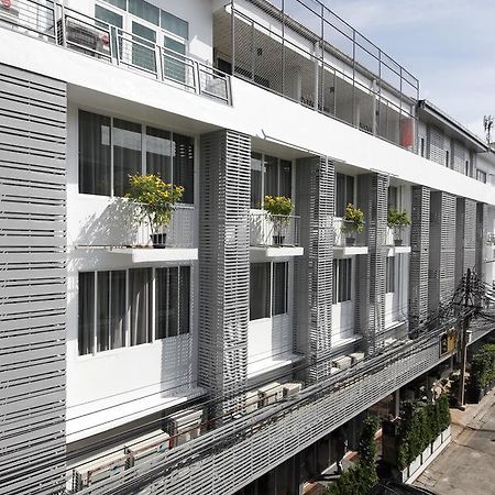 Ratchadamnoen Residence Bangkok Exterior foto